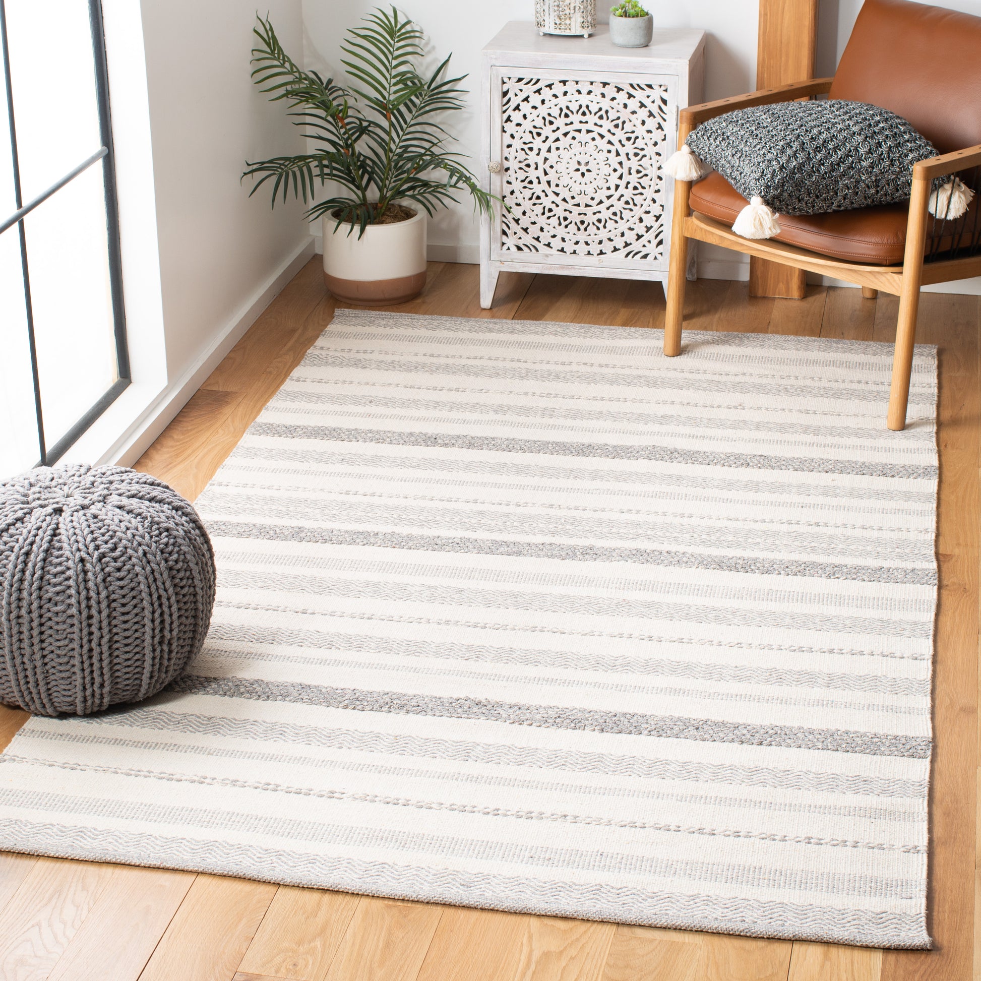 Safavieh Striped Kilim Stk501A Ivory/Grey Area Rug