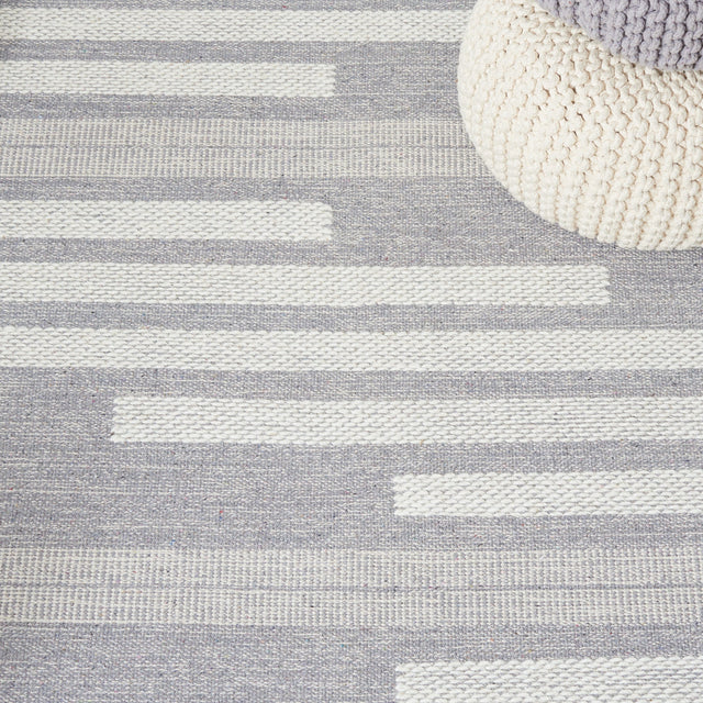 Safavieh Striped Kilim Stk505G Silver/Grey Rugs.