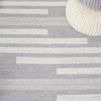 Safavieh Striped Kilim Stk505G Silver/Grey Area Rug