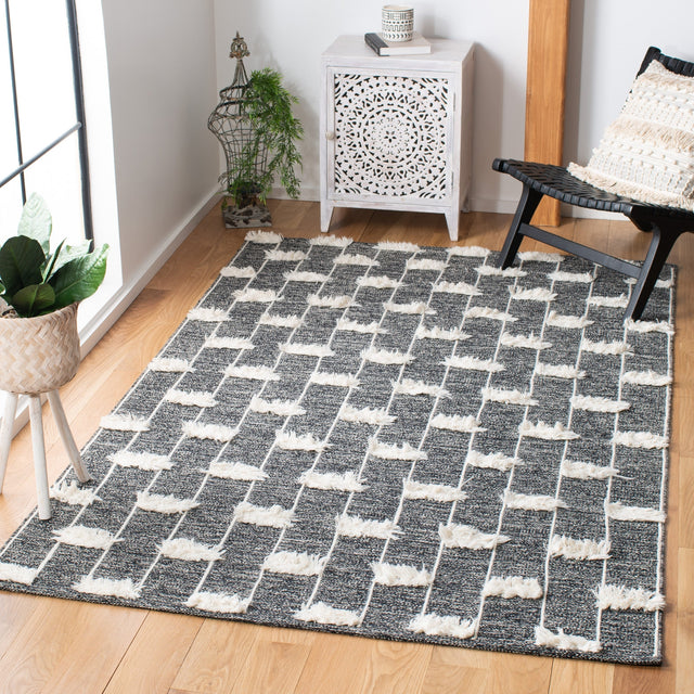 Safavieh Striped Kilim Stk508Z Black/Ivory Rugs.