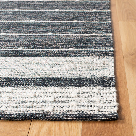 Safavieh Striped Kilim Stk509Z Black/Ivory Area Rug