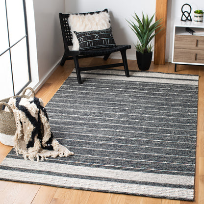 Safavieh Striped Kilim Stk509Z Black/Ivory Area Rug