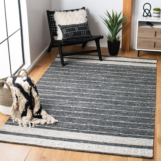 Safavieh Striped Kilim Stk509Z Black/Ivory Rugs.