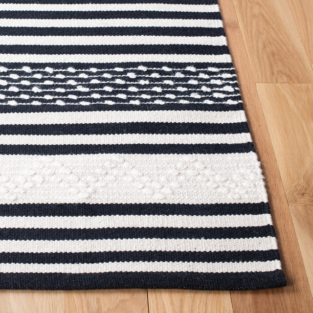 Safavieh Striped Kilim Stk511Z Black/Ivory Rugs.