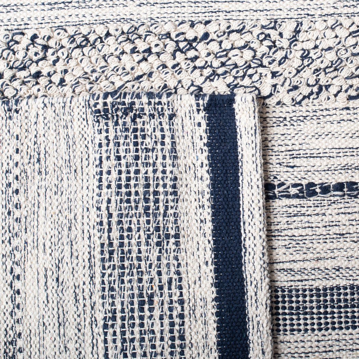 Safavieh Striped Kilim Stk517A Ivory/Navy Rugs.