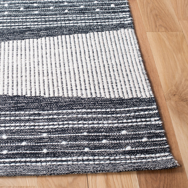 Safavieh Striped Kilim Stk521Z Black/Ivory Area Rug