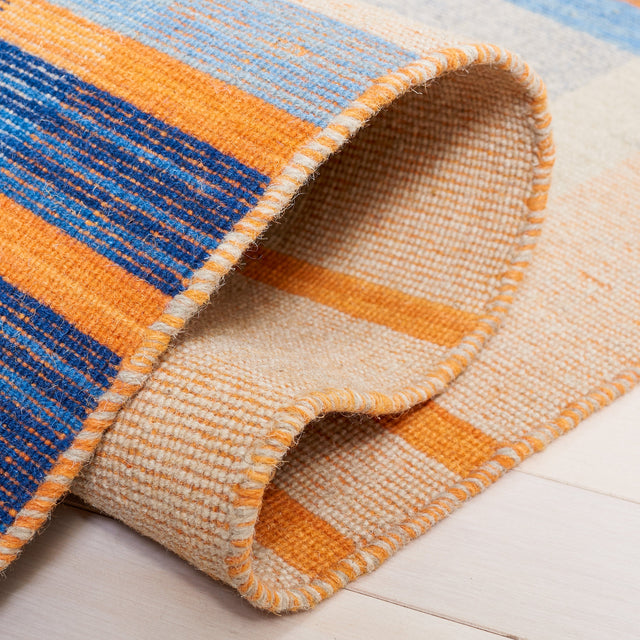Safavieh Striped Kilim Stk701B Beige/Blue Rug.