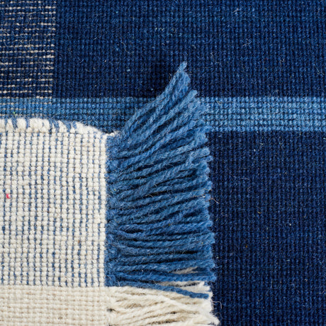 Safavieh Striped Kilim Stk707M Blue/Beige Rug.