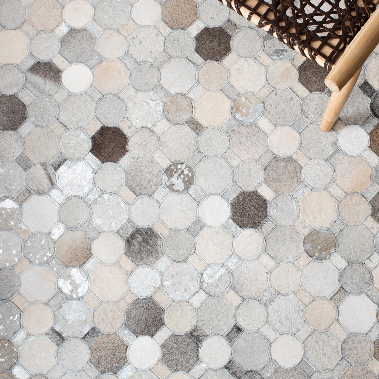 Safavieh Studio Leather Stl227F Ivory/Grey Rugs.