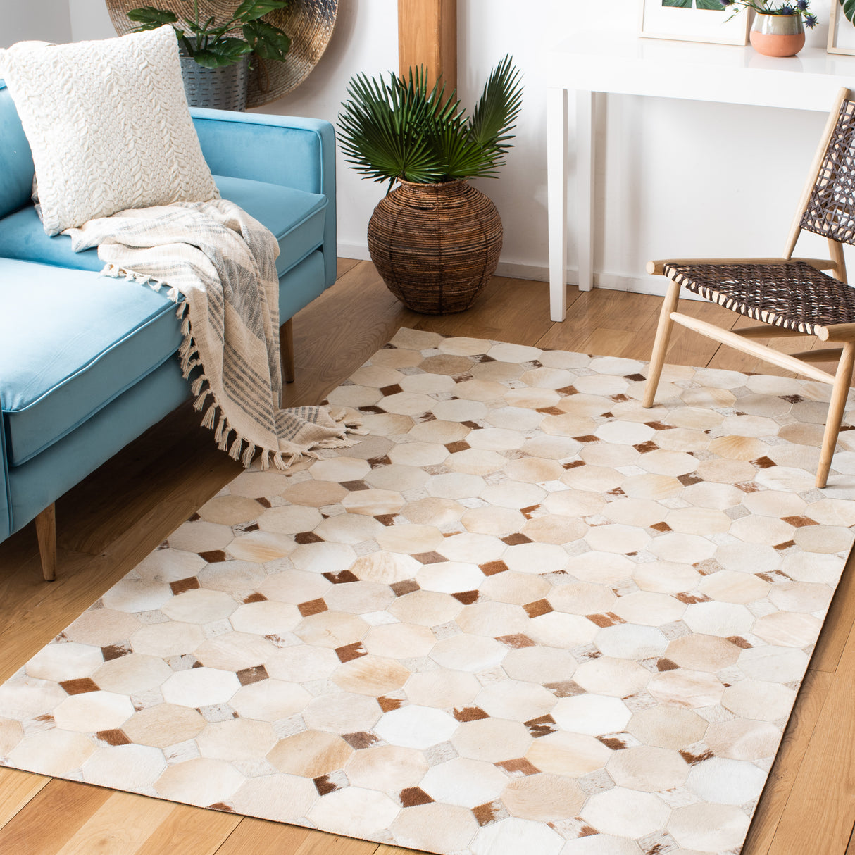 Safavieh Studio Leather Stl228A Ivory/Brown Rugs.