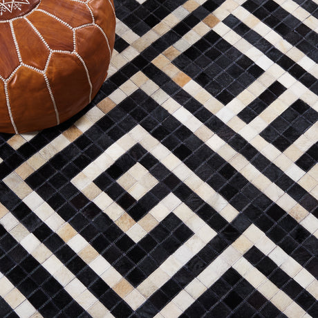 Safavieh Studio Leather Stl233Z Black/Ivory Rug.