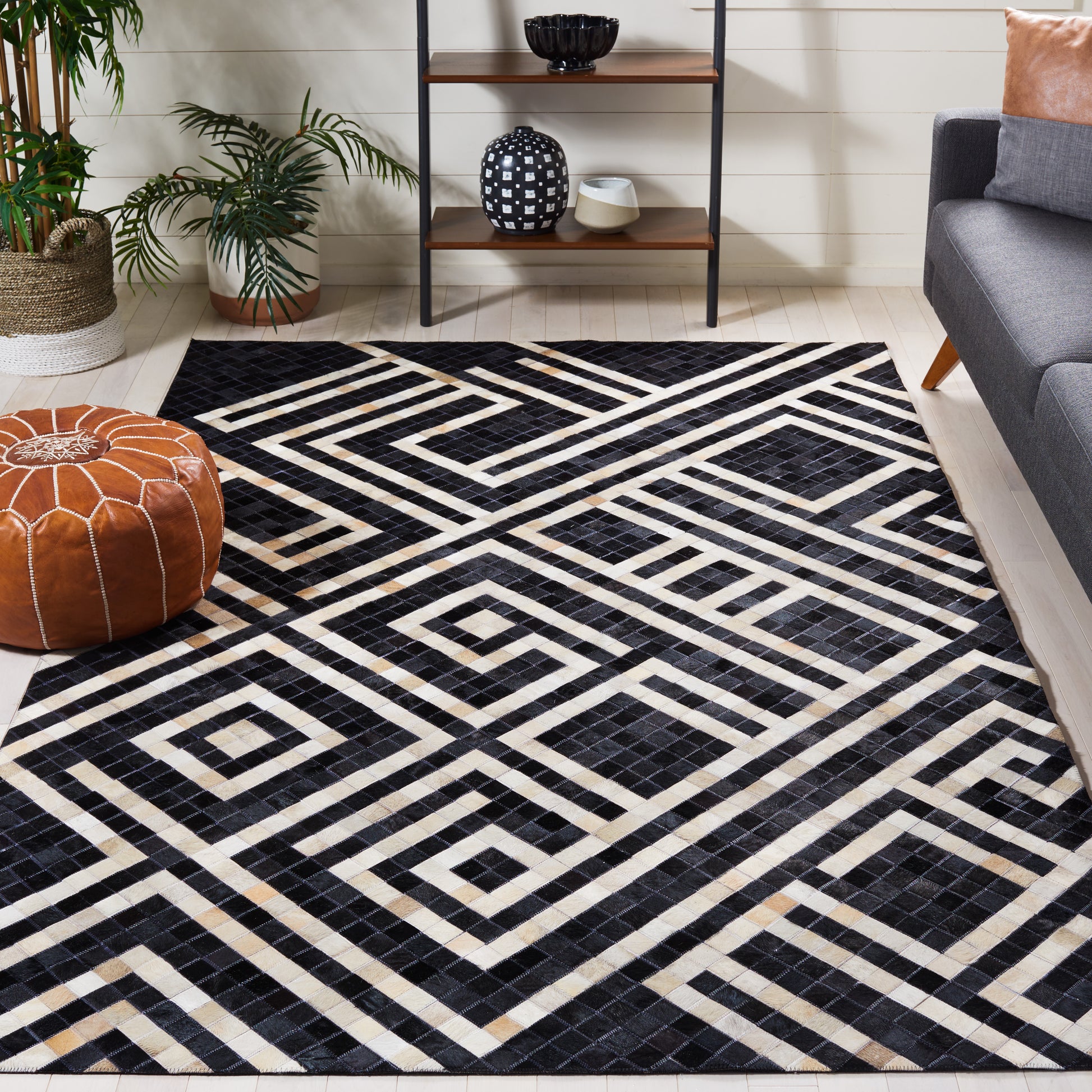 Safavieh Studio Leather Stl233Z Black/Ivory Area Rug