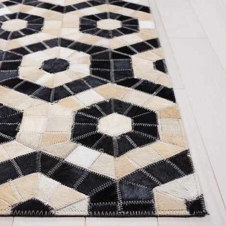 Safavieh Studio Leather Stl234Z Black/Beige Rug.