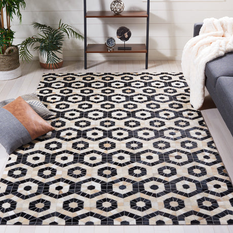 Safavieh Studio Leather Stl234Z Black/Beige Rug.