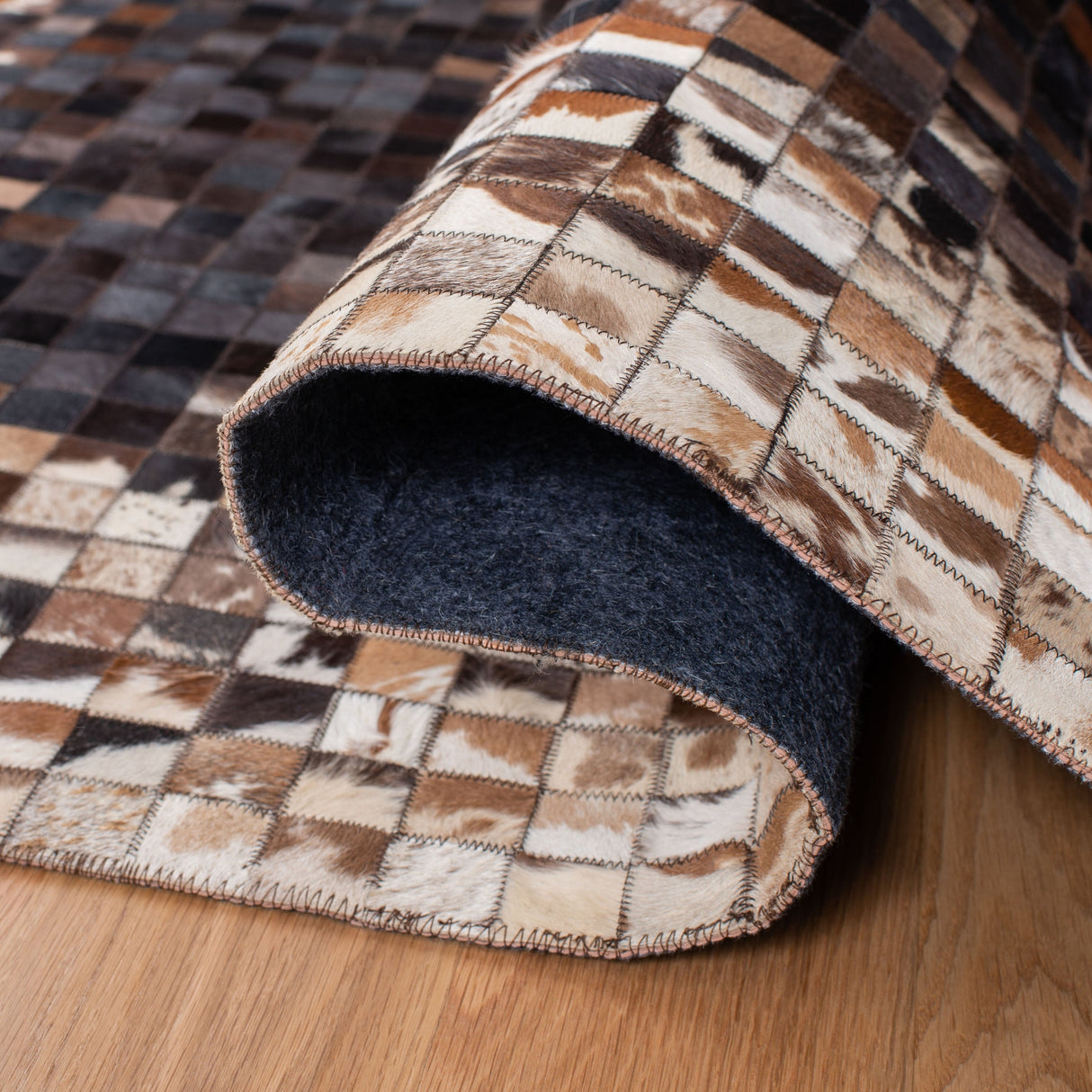 Safavieh Studio Leather Stl803B Beige/Brown Rugs.