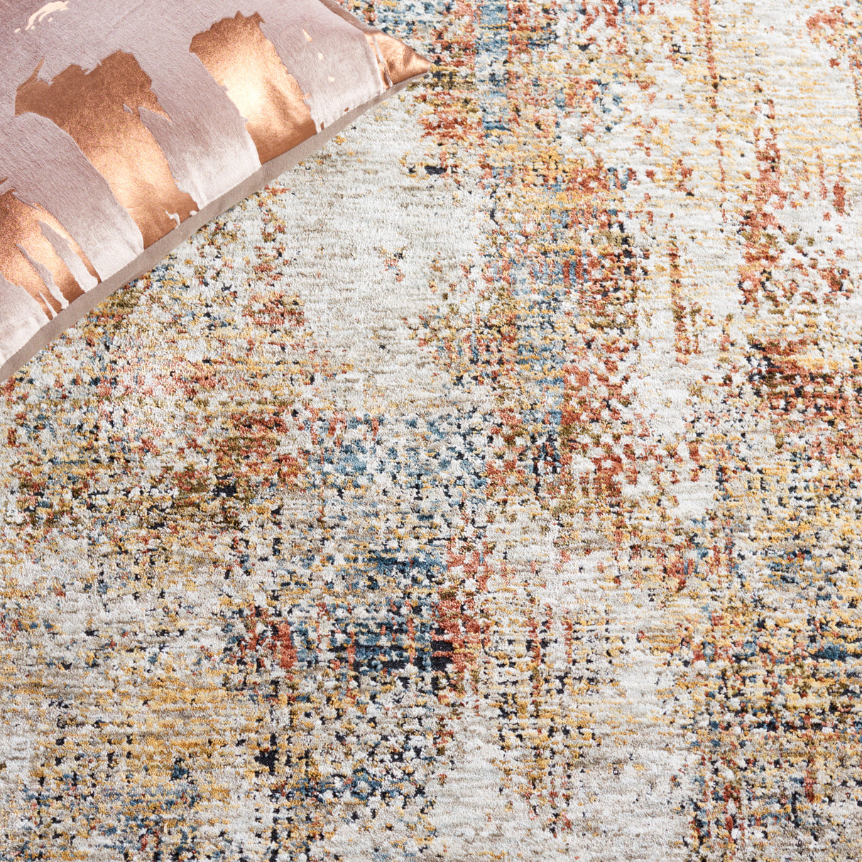 Safavieh Silverado Svd104A Ivory/Gold Rug.