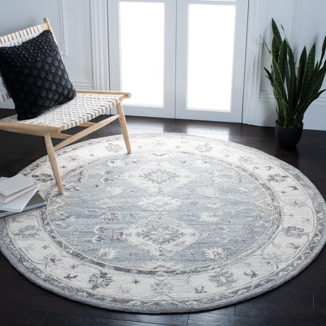 Safavieh Suzani Szn331A Grey/Ivory Rug.