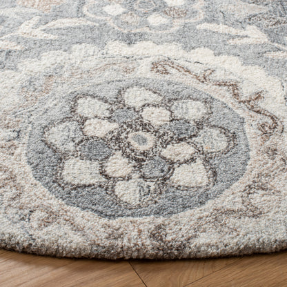 Safavieh Suzani Szn334F Grey Area Rug