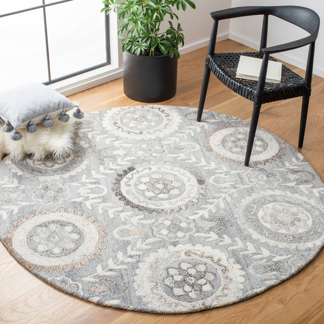 Safavieh Suzani Szn334F Grey Rugs.