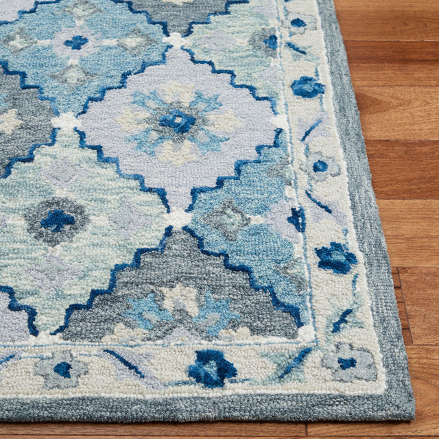 Safavieh Suzani Szn501M Blue/Grey Rugs.