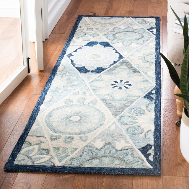 Safavieh Suzani Szn502M Blue/Ivory Rugs.