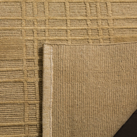 Safavieh Tibetan Tb120G Gold Rugs.