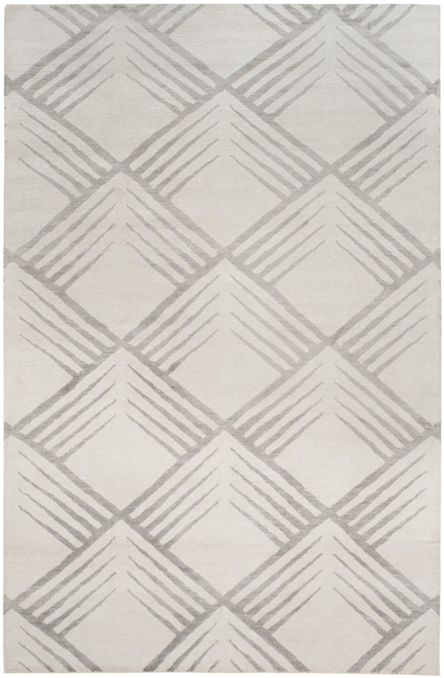 Safavieh Tibetan Tb424A Ivory/Silver Rug.