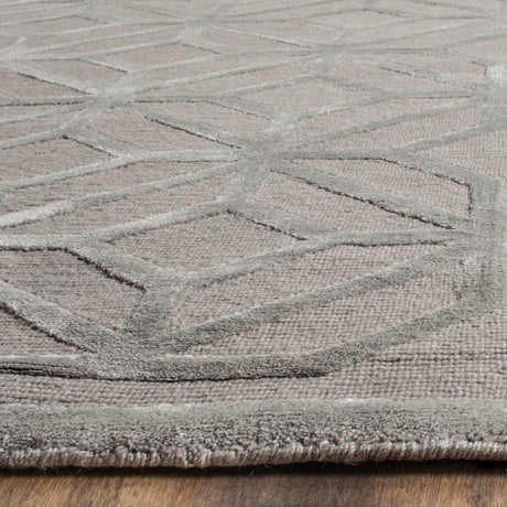 Safavieh Tibetan Tb425B Slate Rug.