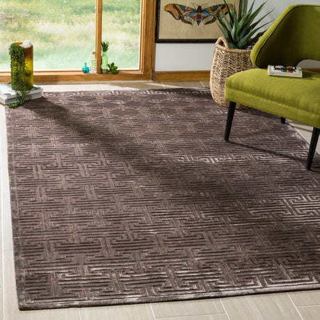 Safavieh Tibetan Tb427B Brown Rug.