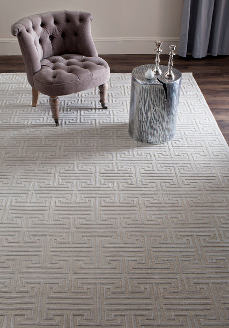 Safavieh Tibetan Tb427C Pearl Rug.