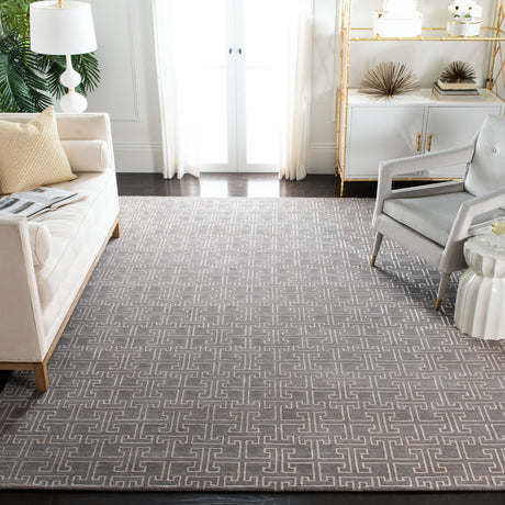 Safavieh Tibetan Tb832A Grey/Ivory Rug.