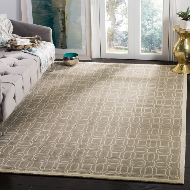 Safavieh Tibetan Tb834C Mint Rug.