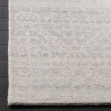 Safavieh Tibetan Tb890A Ivory Rug.