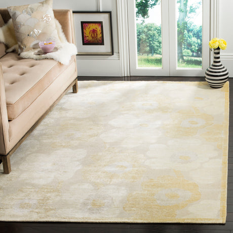 Safavieh Tibetan Tb956A Creme/Yellow Rug.