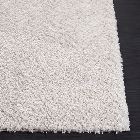 Safavieh Tahoe Shag Tho670G Silver Rug.