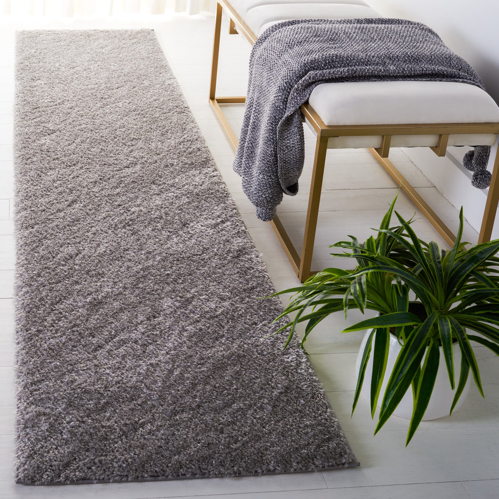 Safavieh Tahoe Shag Tho670H Grey Area Rug