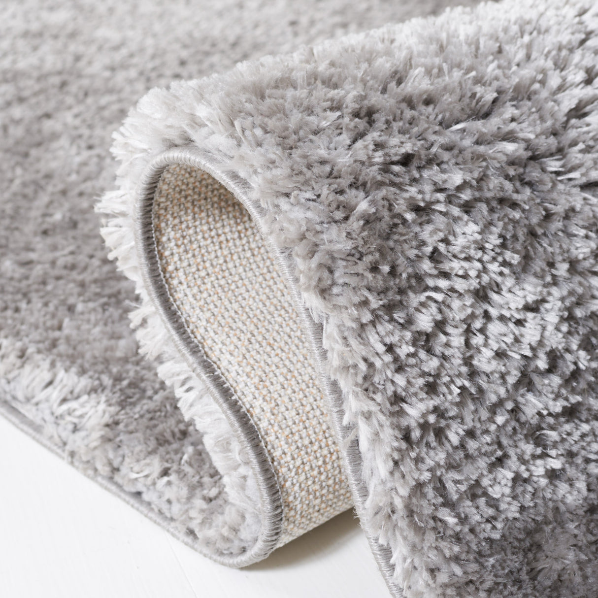 Safavieh Tahoe Shag Tho670H Grey Rug.