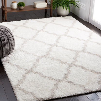 Safavieh Tahoe Shag Tho675A White/Silver Area Rug