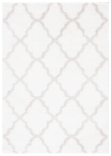 Safavieh Tahoe Shag Tho675A White/Silver Rug.