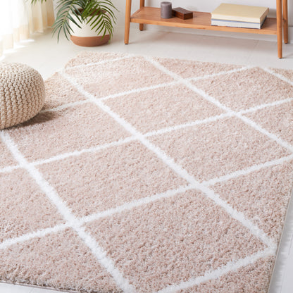 Safavieh Tahoe Shag Tho676B Beige/White Area Rug