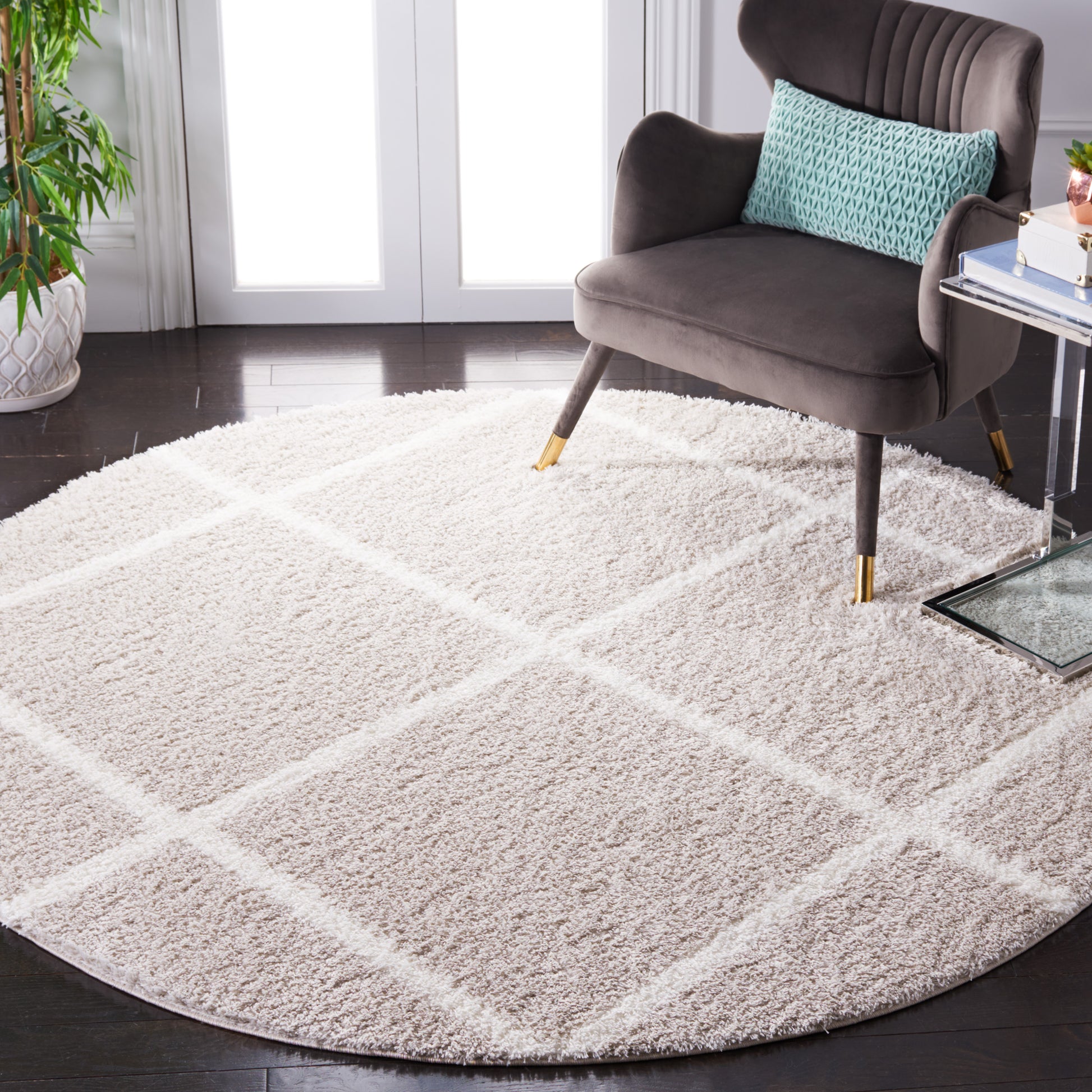 Safavieh Tahoe Shag Tho676H Silver/White Area Rug