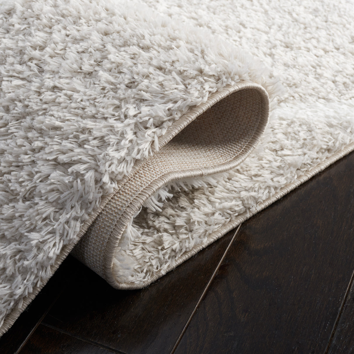 Safavieh Tahoe Shag Tho677G Silver/White Rug.