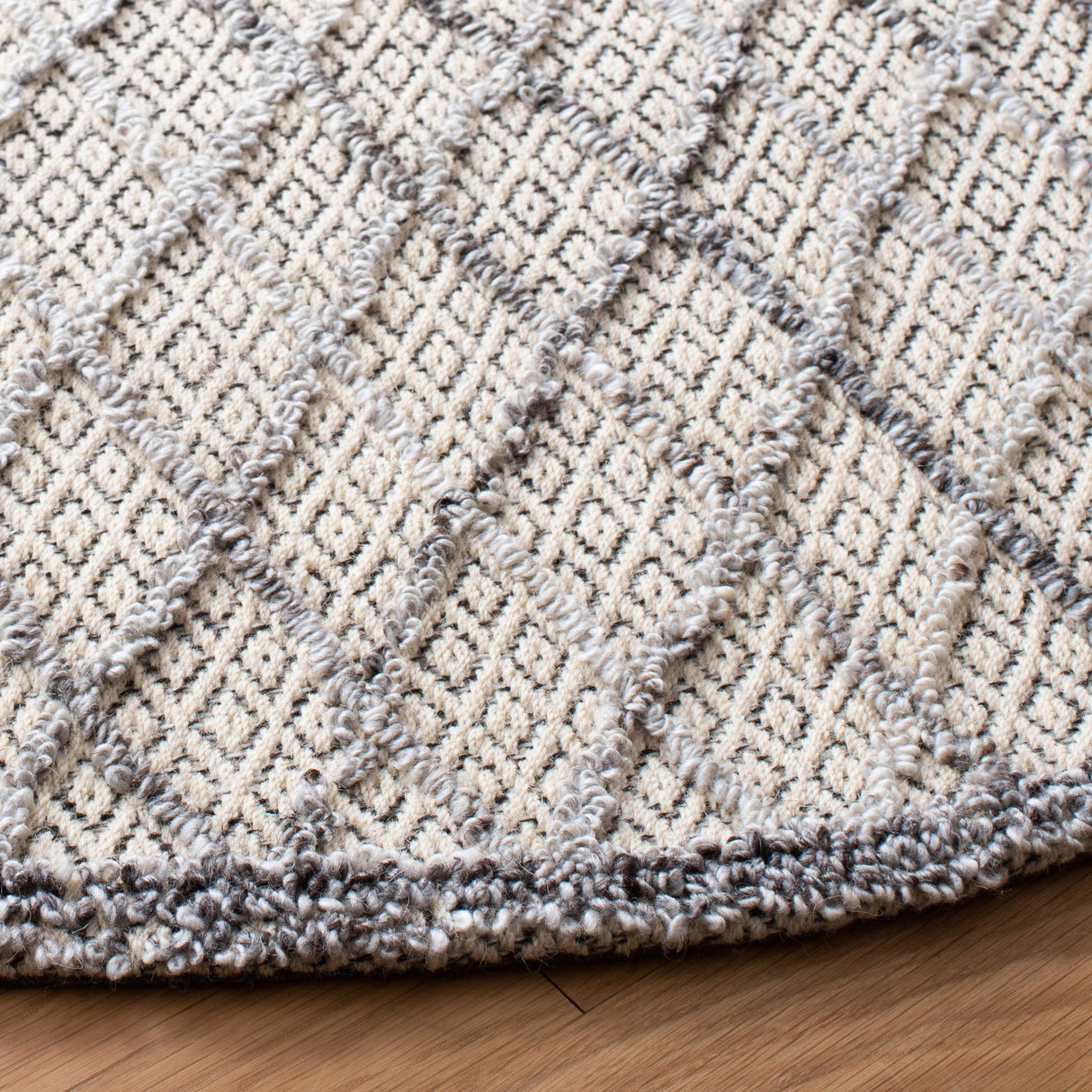 Safavieh Trace Trc204F Grey/Ivory Rugs.