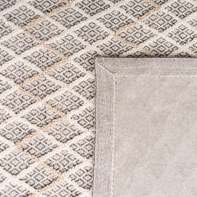 Safavieh Trace Trc209A Ivory/Black Rugs.