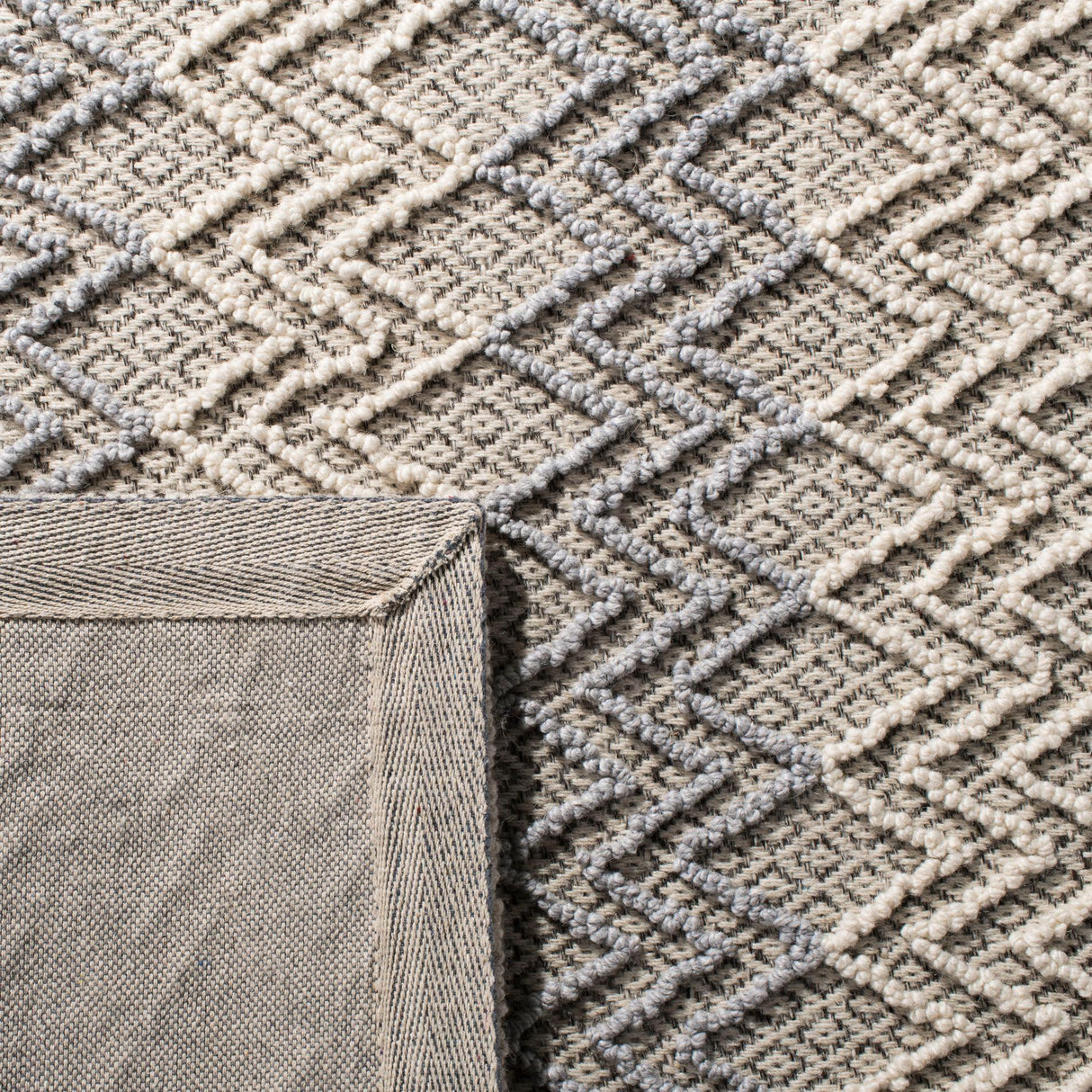 Safavieh Trace Trc211M Blue/Black Rug.