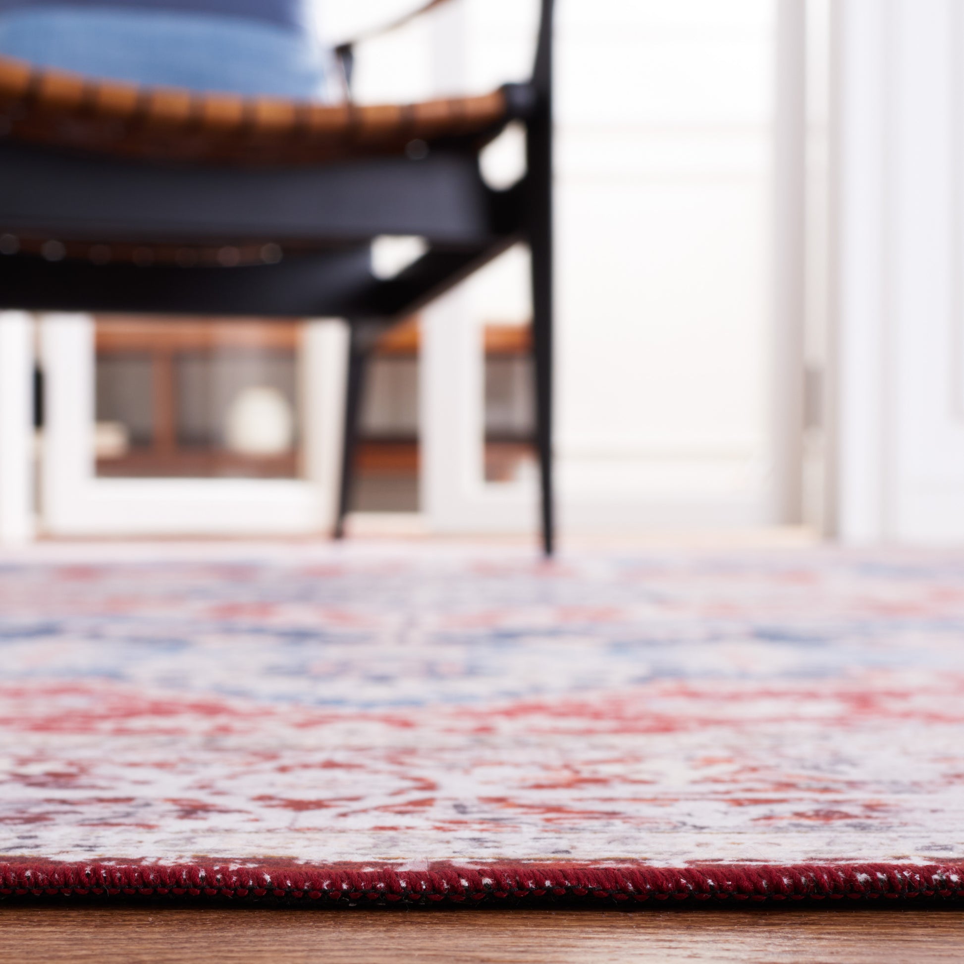 Safavieh Tucson Tsn115M Blue/Red Area Rug