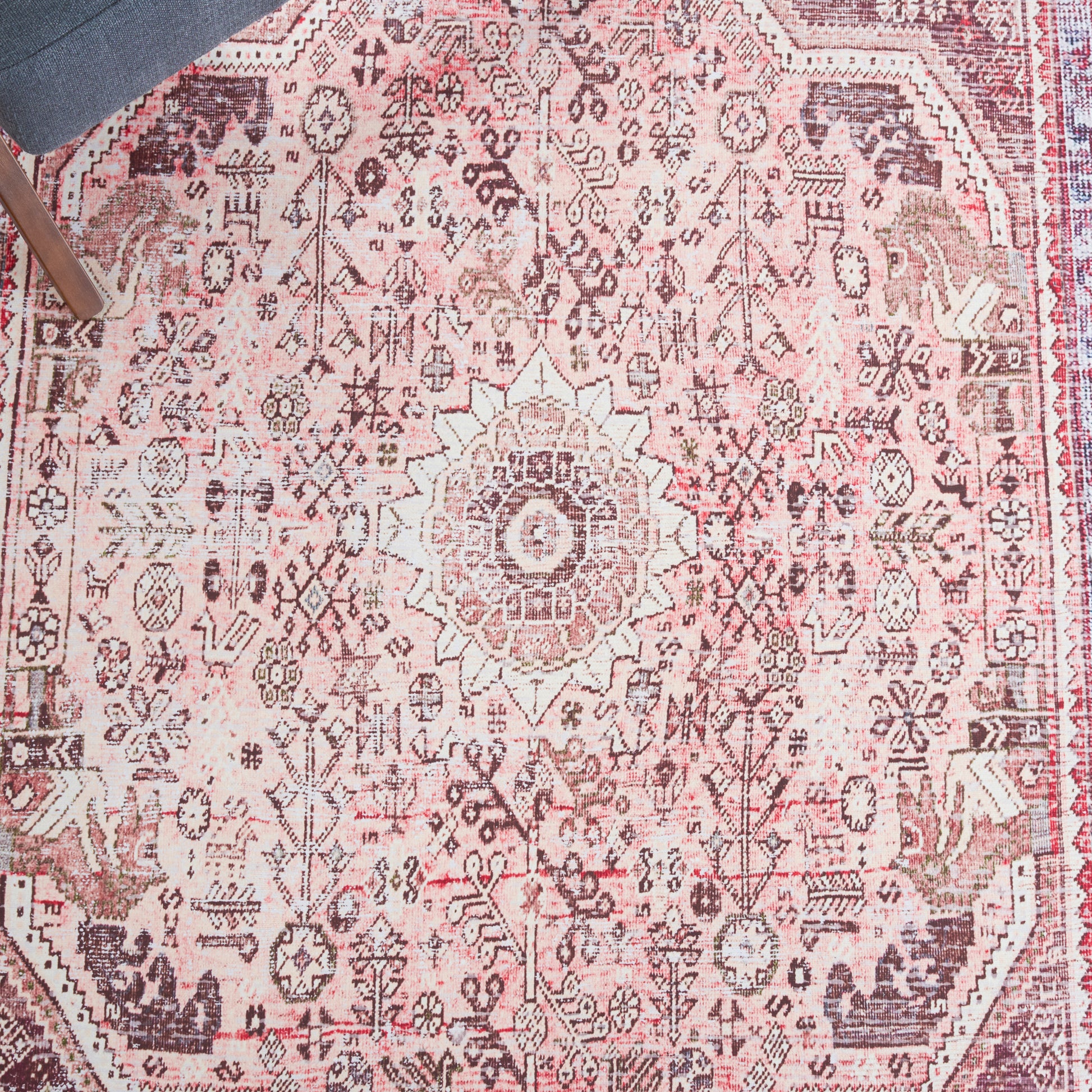 Safavieh Tucson Tsn132B Beige/Red Area Rug