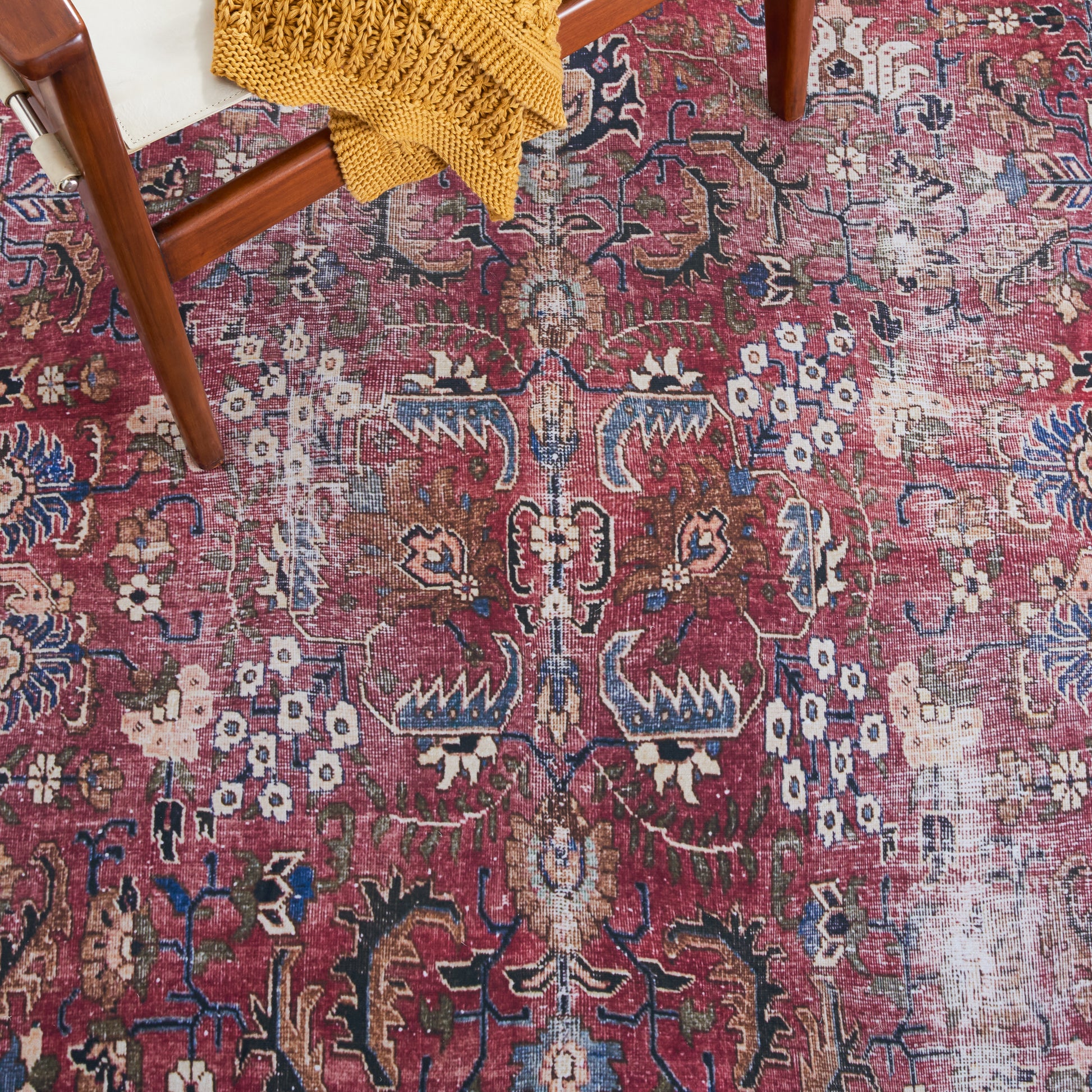 Safavieh Tucson Tsn174Q Red/Beige Area Rug