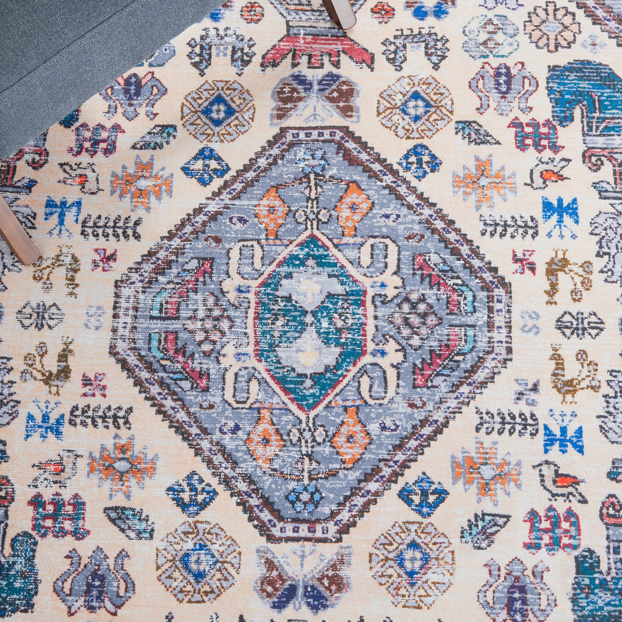 Safavieh Machine Washable Tucson Tsn194C Beige/Grey Rug.
