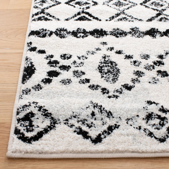 Safavieh Tulum Tul240B Ivory/Black Rugs.